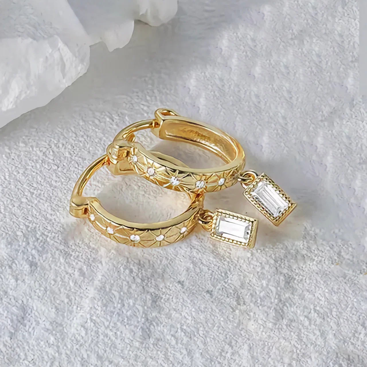 [Royal Vicky]Cassidy Diamond Hoops