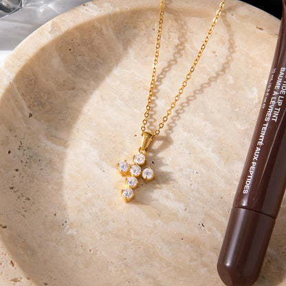 [Royal Vicky]Wynter Diamond Cross Necklace