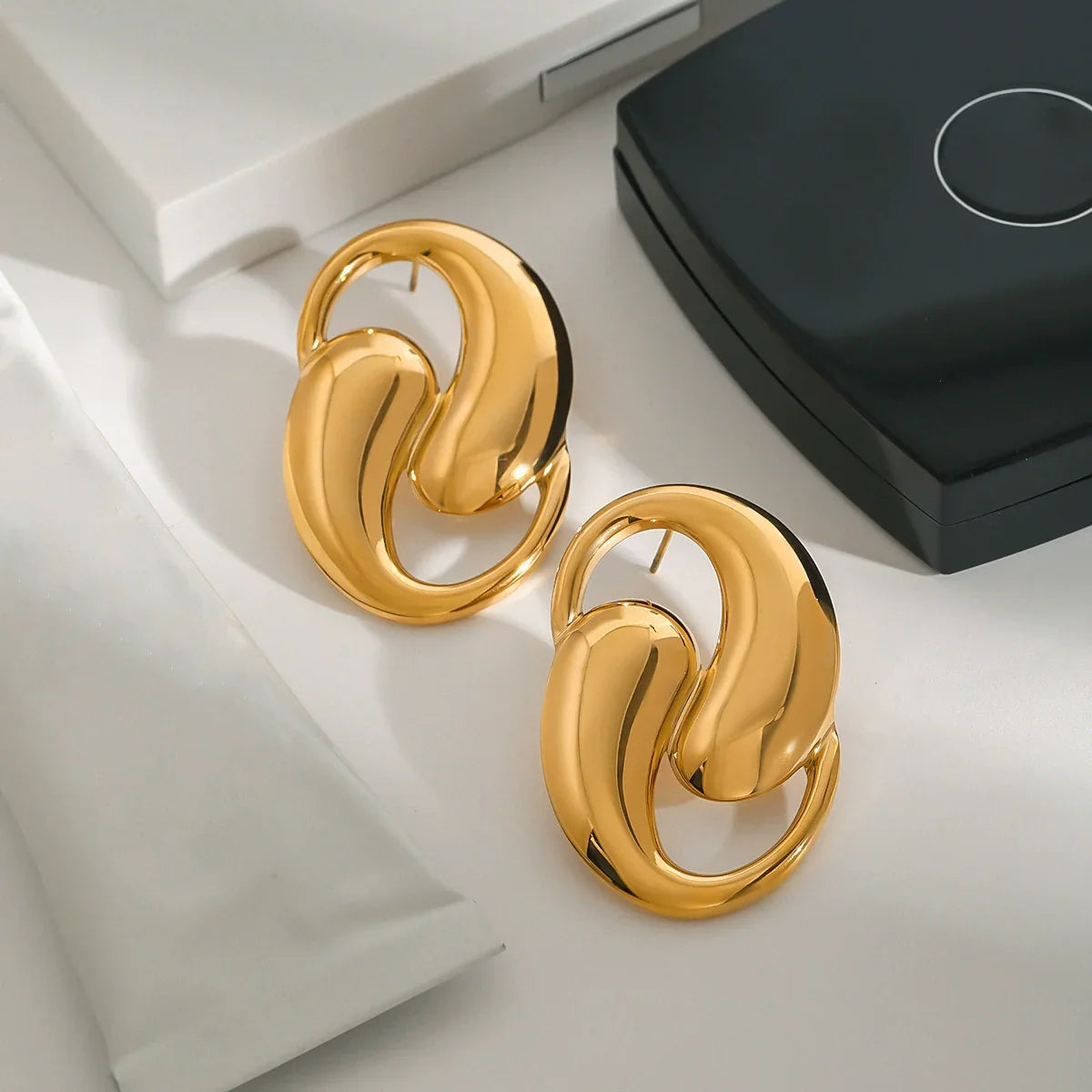 [Royal Vicky]Dansley Water Drop Gold Earrings