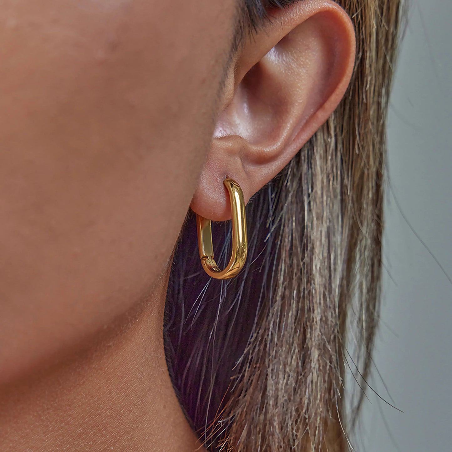 [Royal Vicky]Clarabelle Staple Gold Hoops Bundle