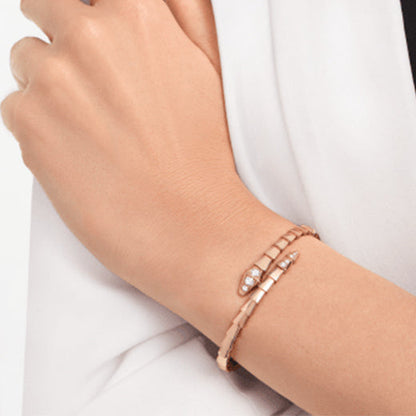 [Vicky] CLASSIC DESGIN BRACELET COLLECTION