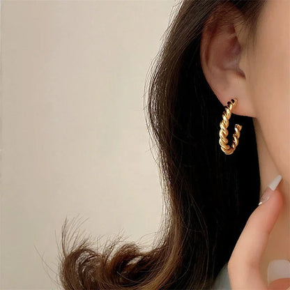 [Royal Vicky]Gigi Twist Gold Earrings