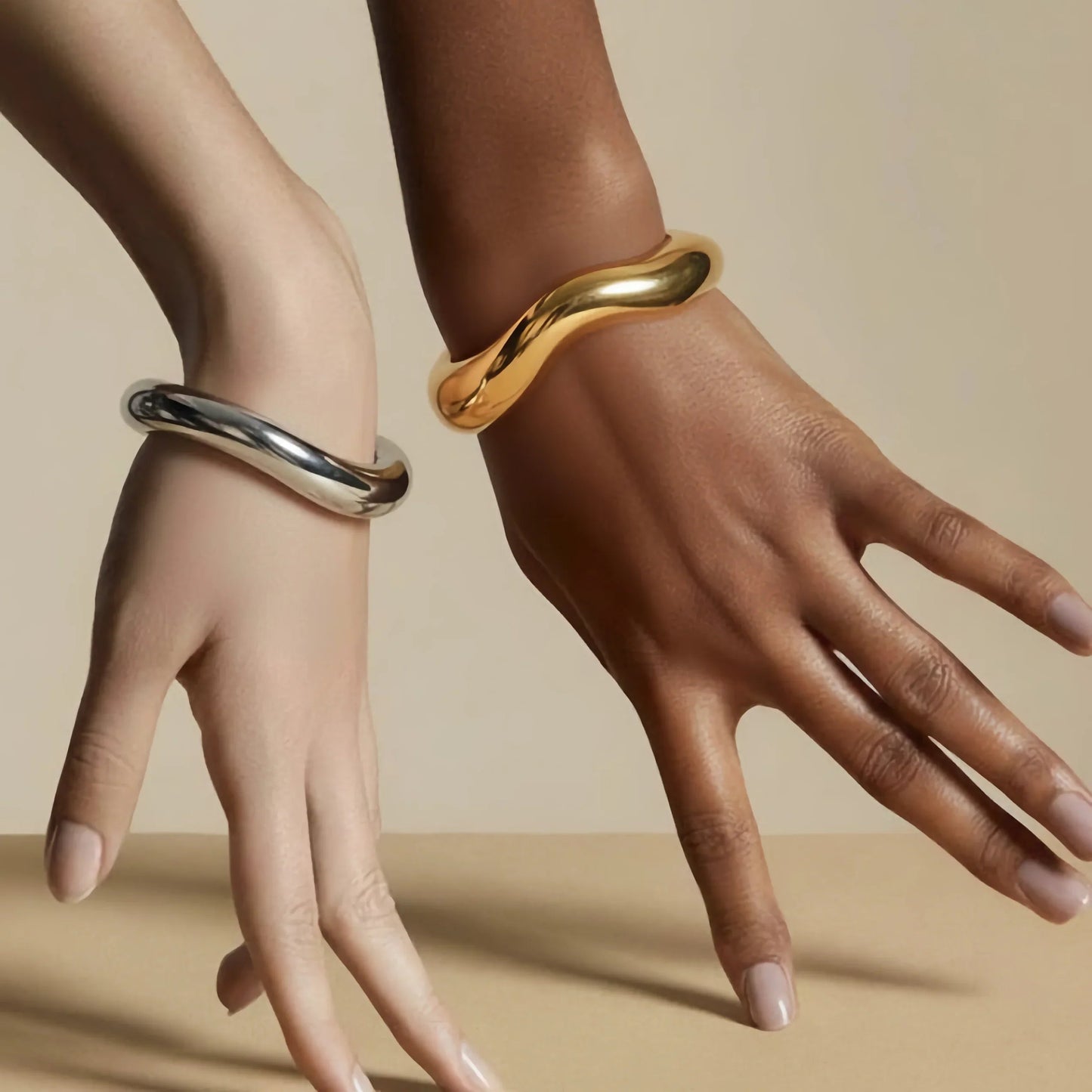 [Royal Vicky]Zaria Asymmetrical Gold Bangle