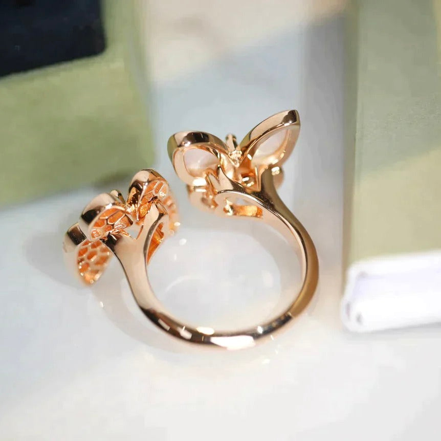 [Vicky]TWIN BUTTERFLY DIAMOND MOP RING