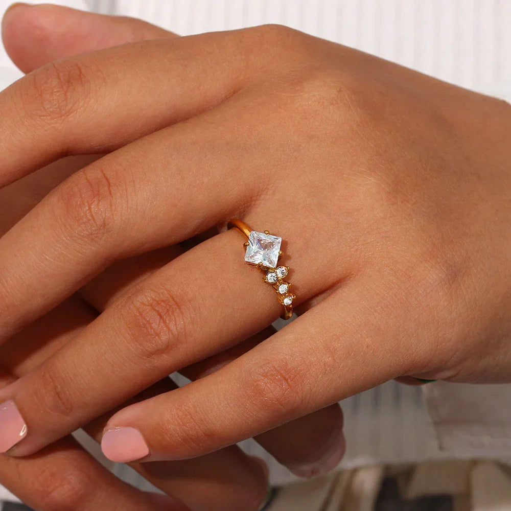 [Royal Vicky]Alaia Diamond Ring