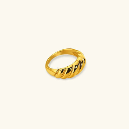 [Royal Vicky]Amaia Gold Croissant Ring