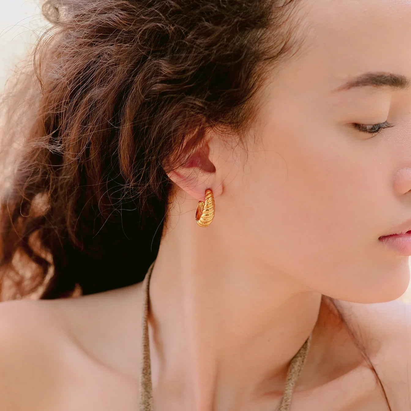 [Royal Vicky]Croissant Arc Earrings