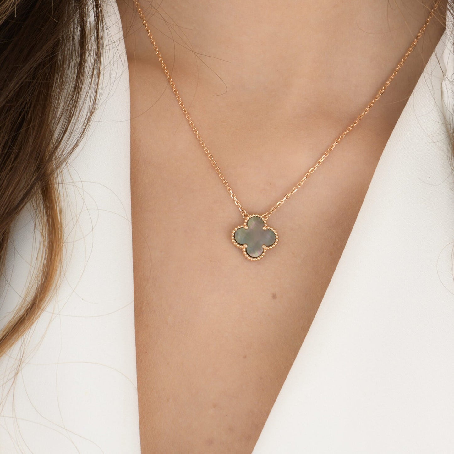 [Vicky]CLOVER 15MM  GRAY MOTHER OF PEARL NECKLACE