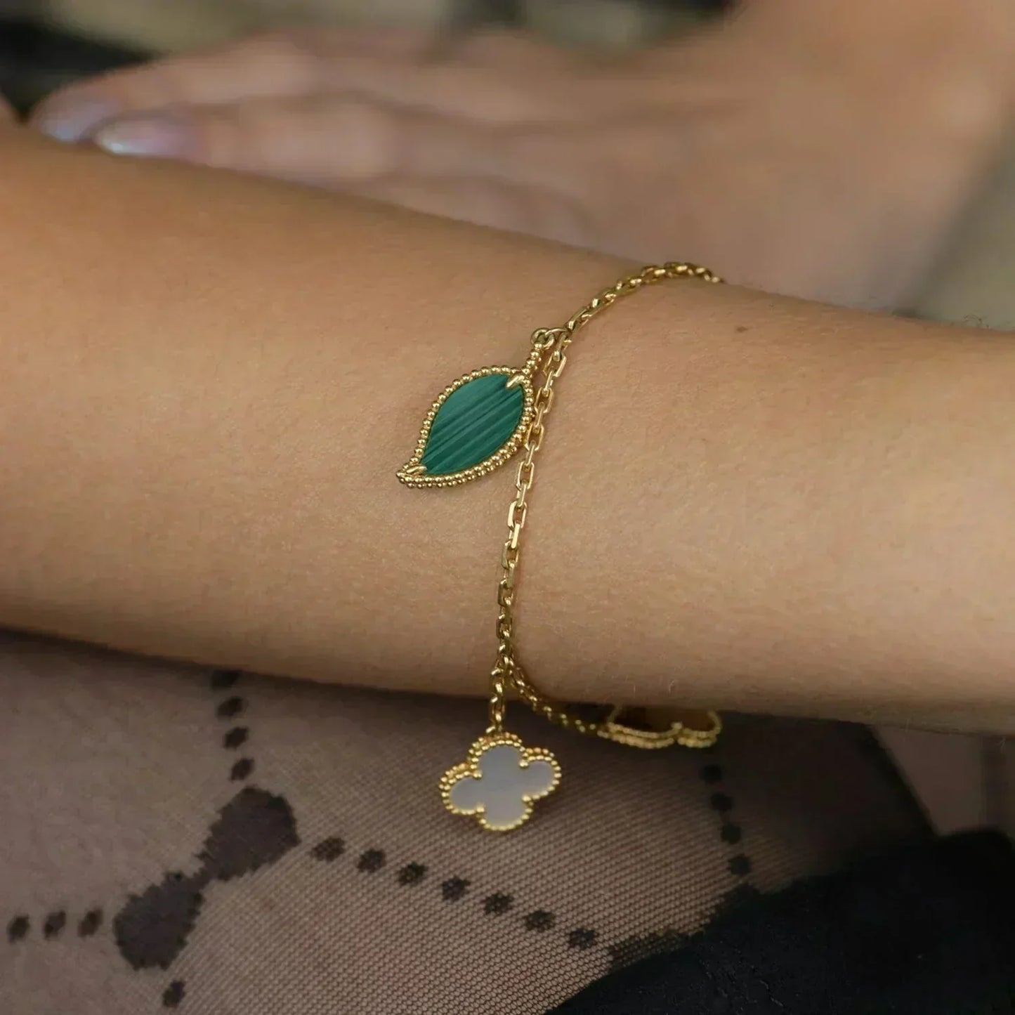 [Vicky]LUCKY SPRING 5 MOTIF GOLD BRACELET