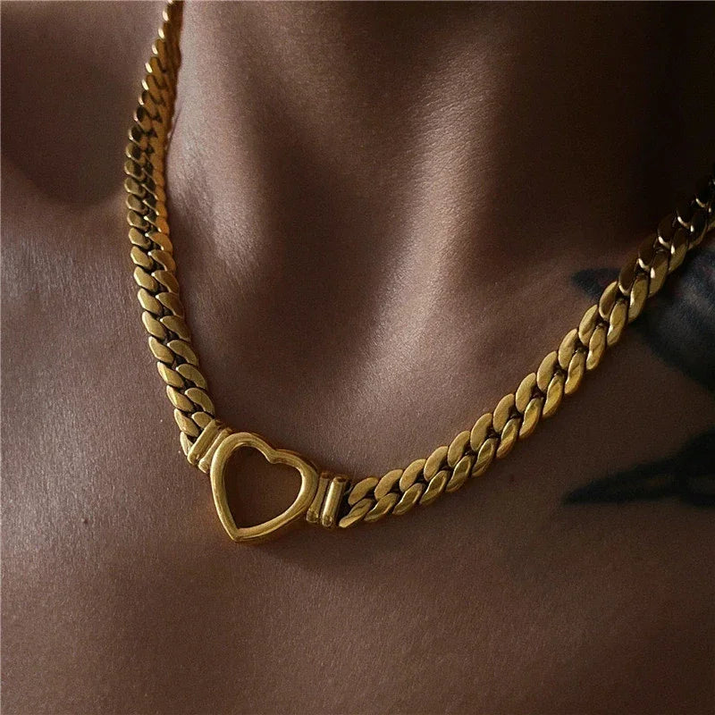 [Royal Vicky]Vali Heart Choker