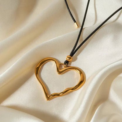 [Royal Vicky]Francine Heart Pendant