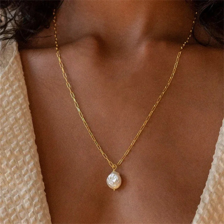 [Royal Vicky]Angelica Freshwater Pearl Necklace