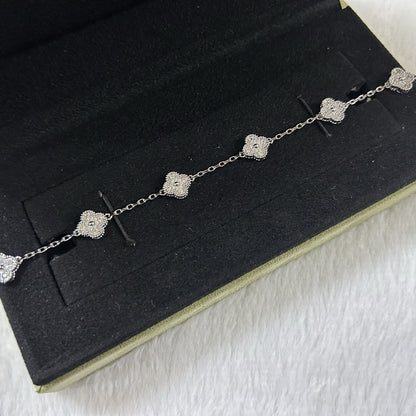 [Vicky]CLOVER 6 MOTIF DIAMOND BRACELET