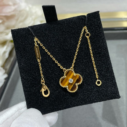 [Vicky]CLOVER 15MM DIAMOND AND YELLOW TIGER'S EYE AGATE necklace