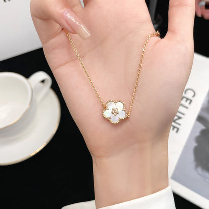 [Vicky]LUCKY WHITE MOP PLUM BLOSSOM  BRACELET