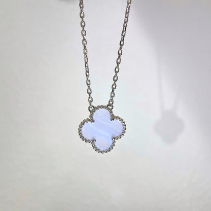 [Vicky]CLOVER 15MM BLUE CHALCEDONY NECKLACE SILVER