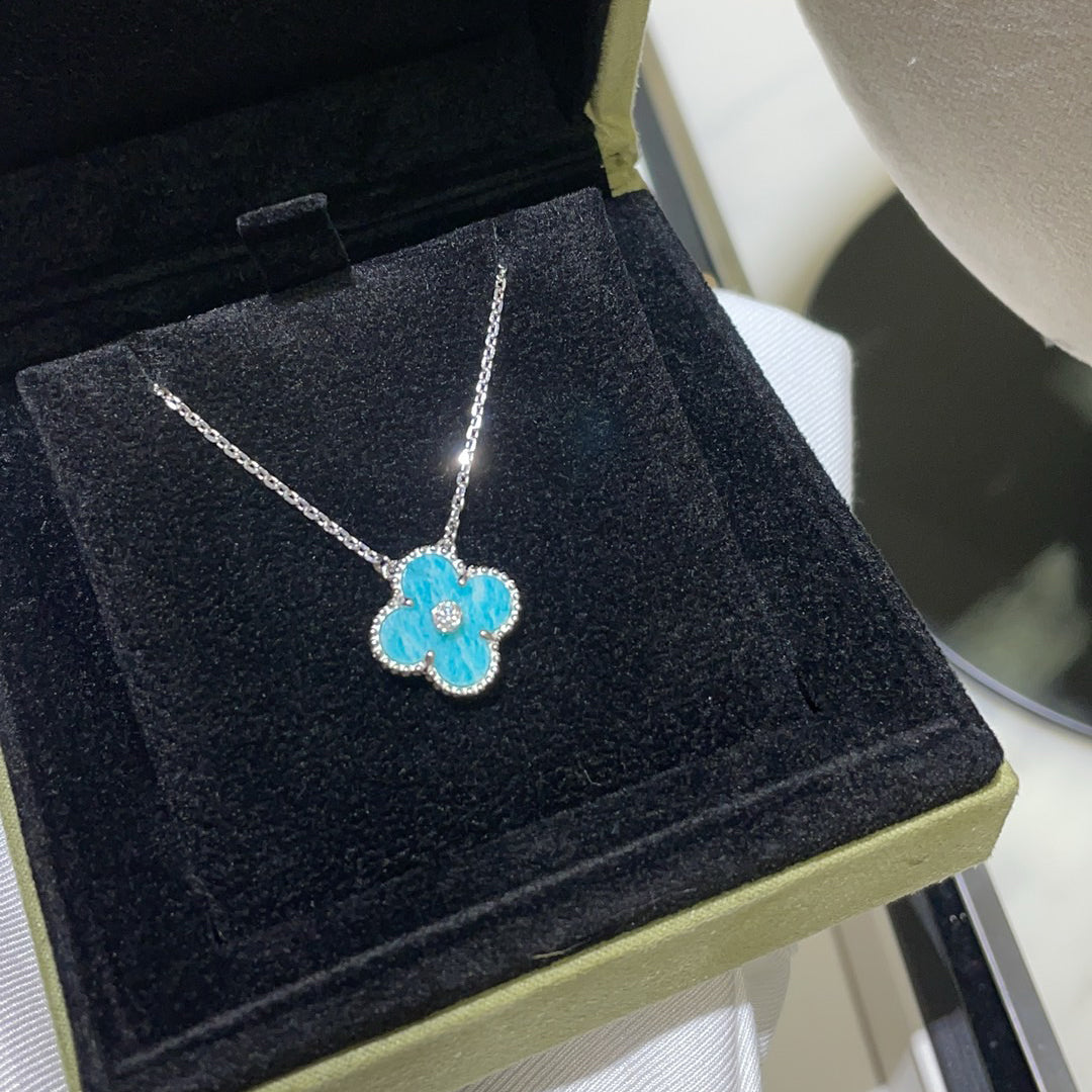 [Vicky]CLOVER 15MM DIAMOND SVRES PORCELAIN  NECKLACE SILVER