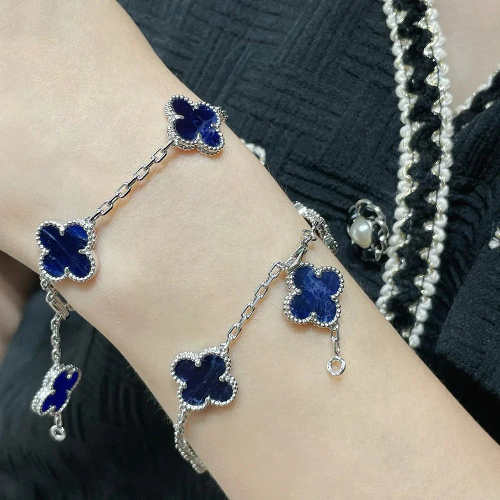 [Vicky]CLOVER 5 MOTIF PIETERSITE BRACELET COLLECTION