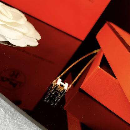 [Vicky]H WHITE SQUARE GOLD NECKLACE