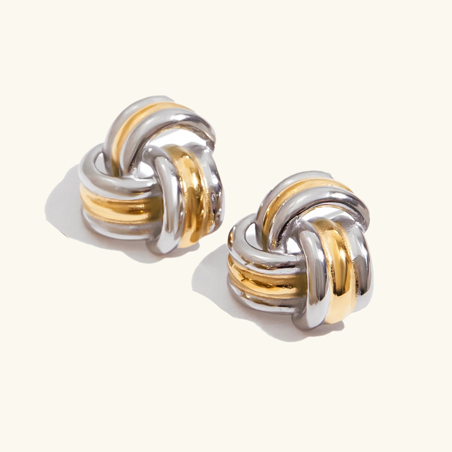 [Royal Vicky]Avielle Chunky Gold Knot Earrings