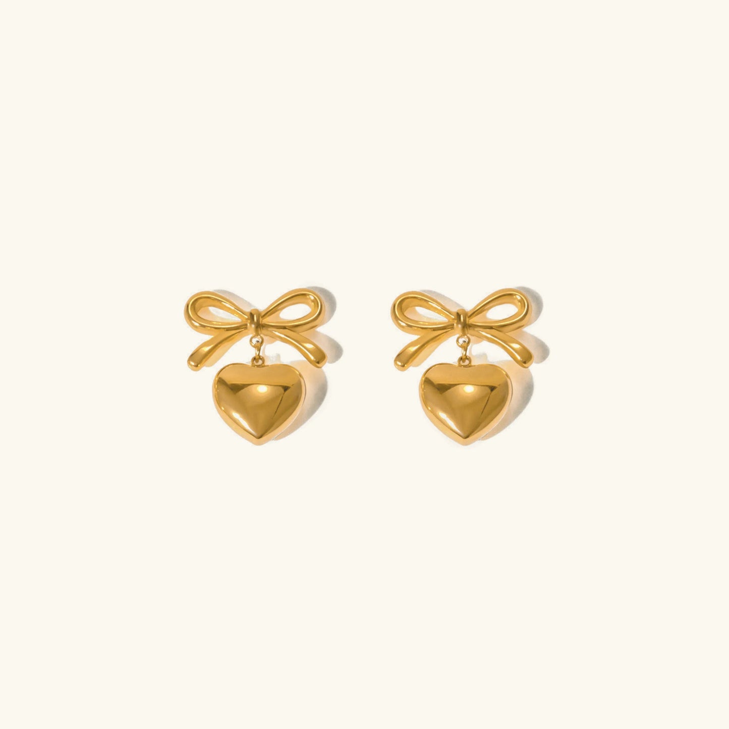 [Royal Vicky]Rowanne French Knot Gold Heart Earrings