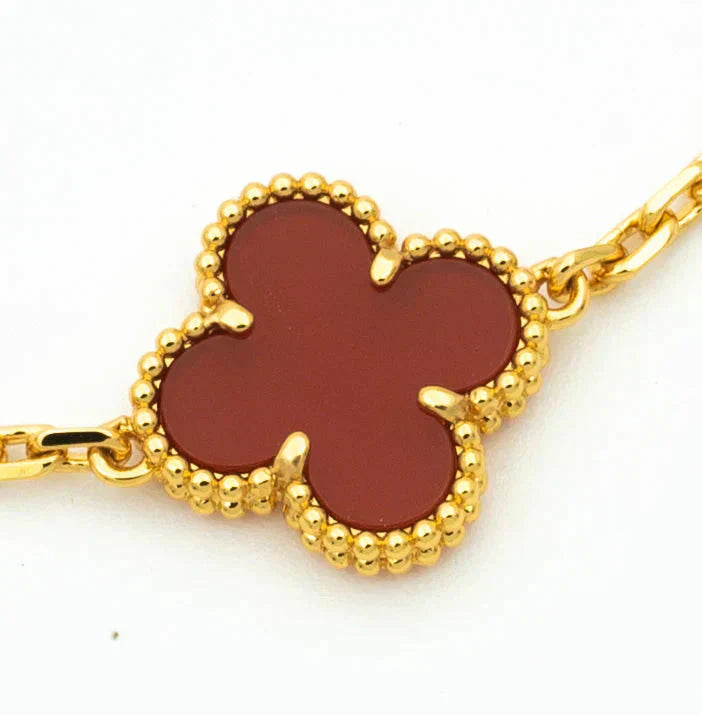 [Vicky] CLOVER 5 MOTIF RED CORNELIAN BRACELET COLLECTION