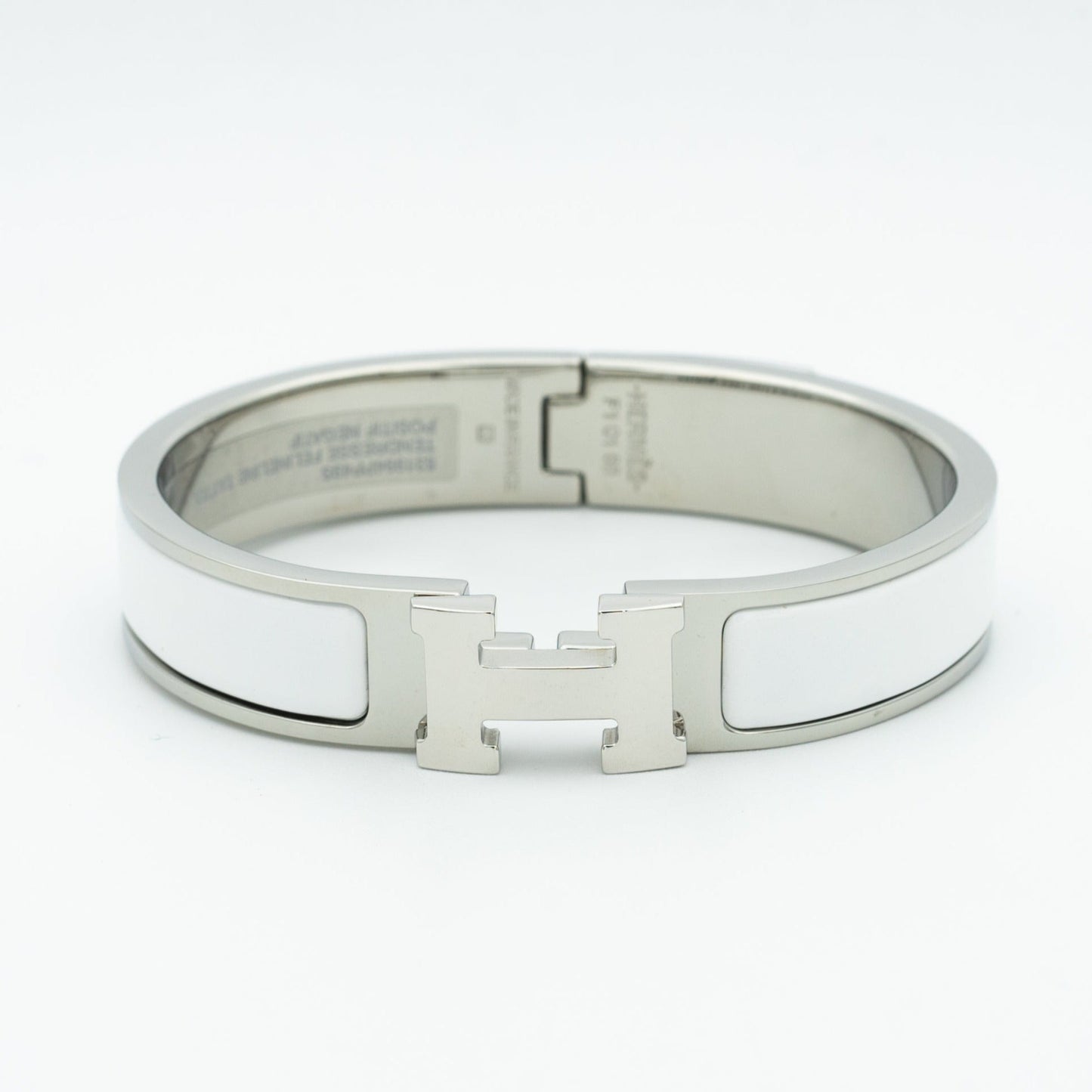 [Vicky]H WHITE BRACELET