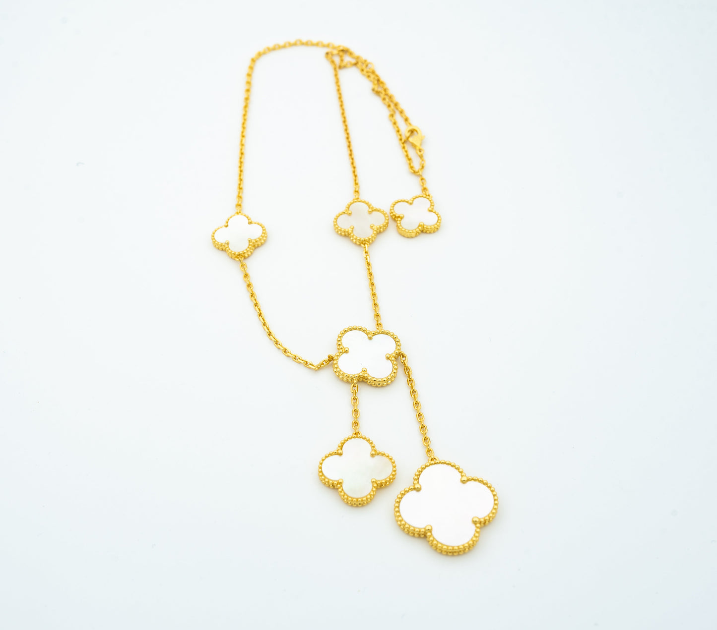 [Vicky]CLOVER MOTHER OF PEARL NECKLACE 6 MOTIF