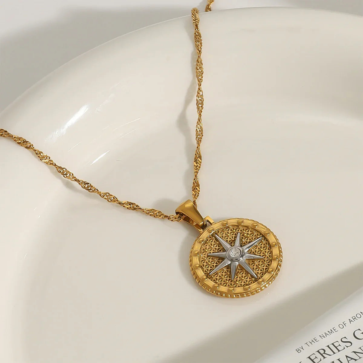 [Royal Vicky]Parker Gold Star Pendant