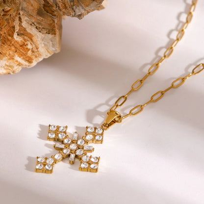 [Royal Vicky]Divina Crystal Cross Necklace
