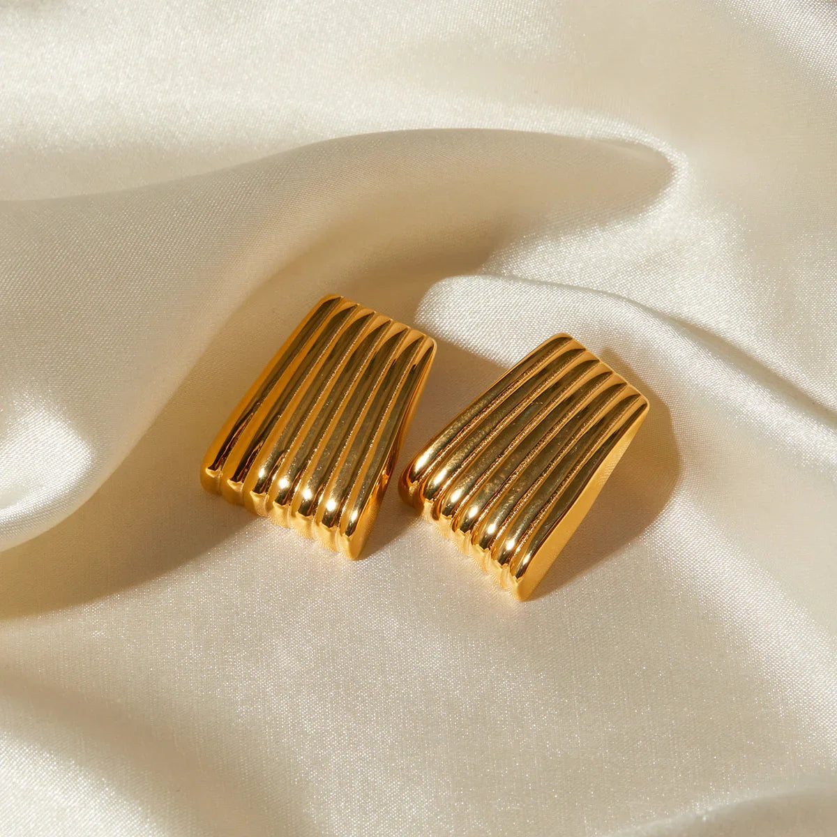 [Royal Vicky]Antonia Gold Earrings