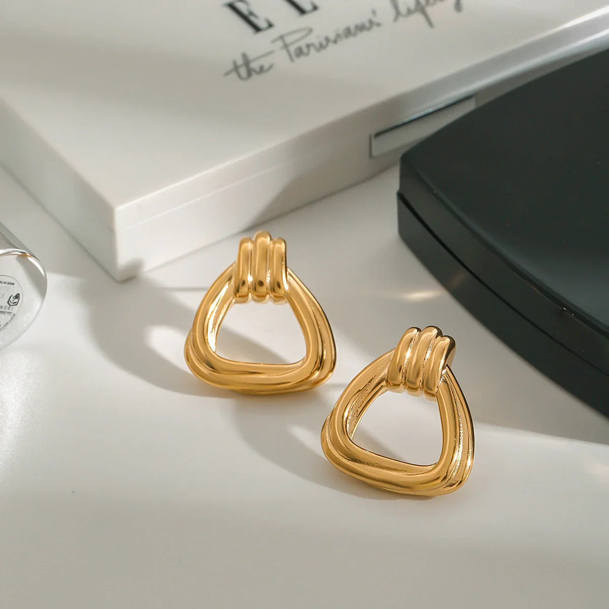 [Royal Vicky]Doris Knot Charm Gold Earrings