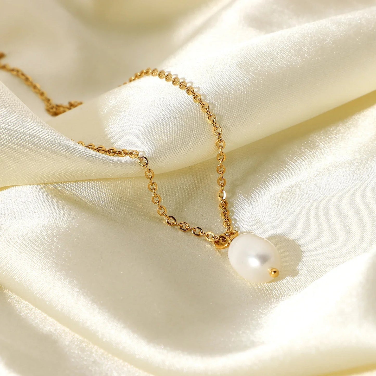 [Royal Vicky]Serenade Pearl Necklace