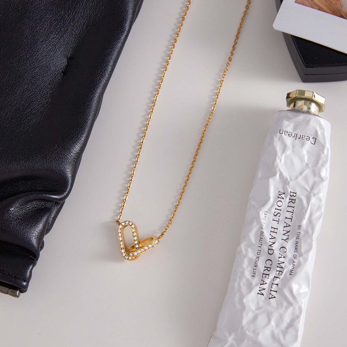 [Royal Vicky]Zoelle Interlocking Diamond Pendant