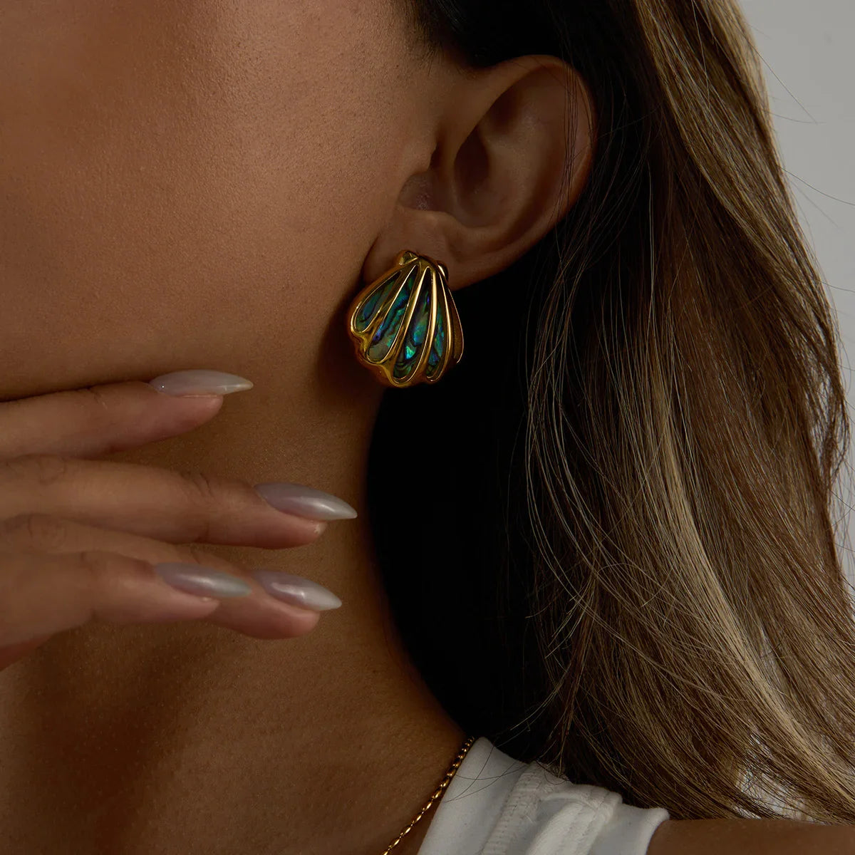 [Royal Vicky]Nixie Gold Seashell Earrings