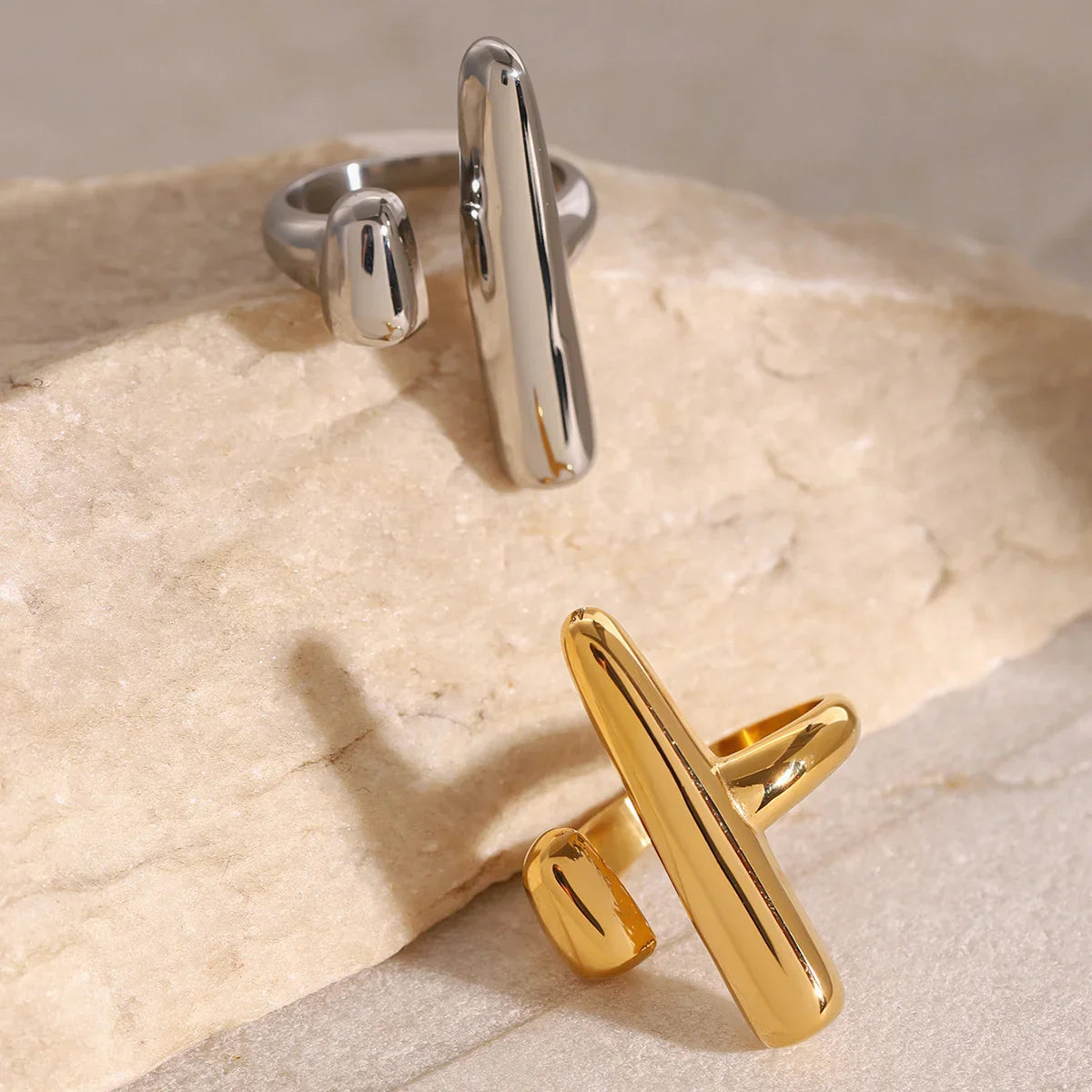 [Royal Vicky]Seraphina Contemporary Gold Ring