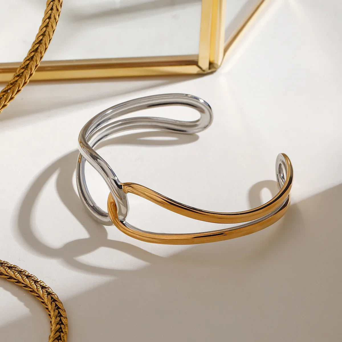 [Royal Vicky]Noria Two Tone Gold Bangle