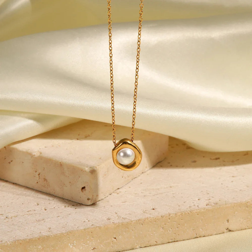 [Royal Vicky]Nancy Freshwater Pearl Necklace