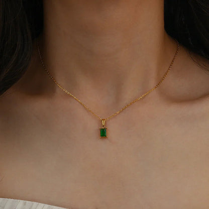 [Royal Vicky]Emi Green Necklace