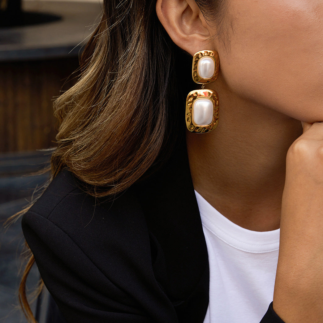 [Royal Vicky]Trixie Chunky Pearl Drop Earrings