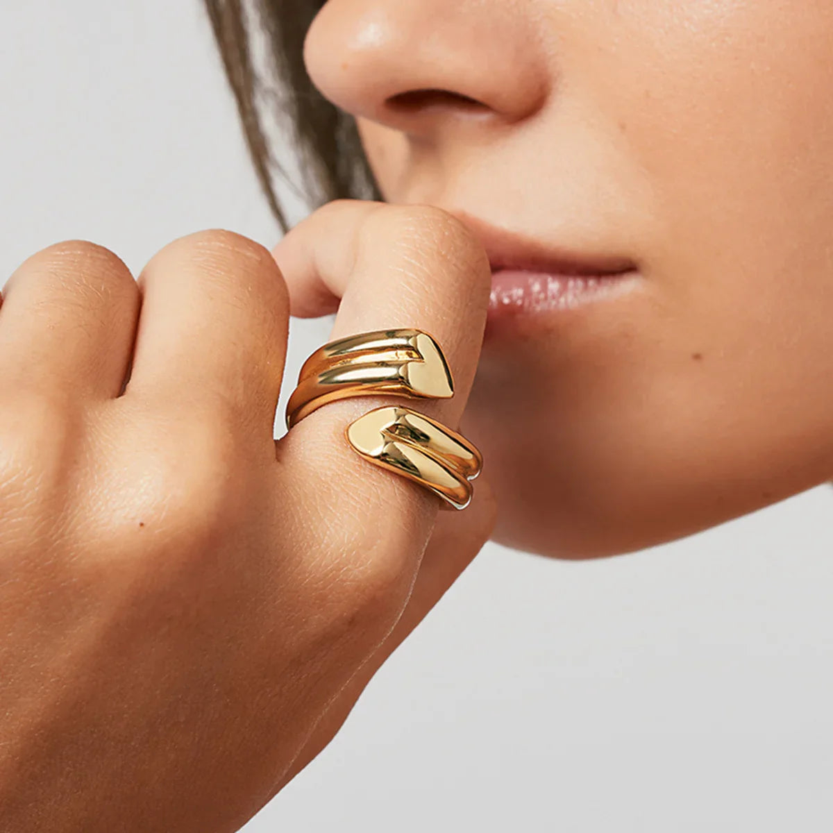 [Royal Vicky]Tara Heart Twist Gold Ring