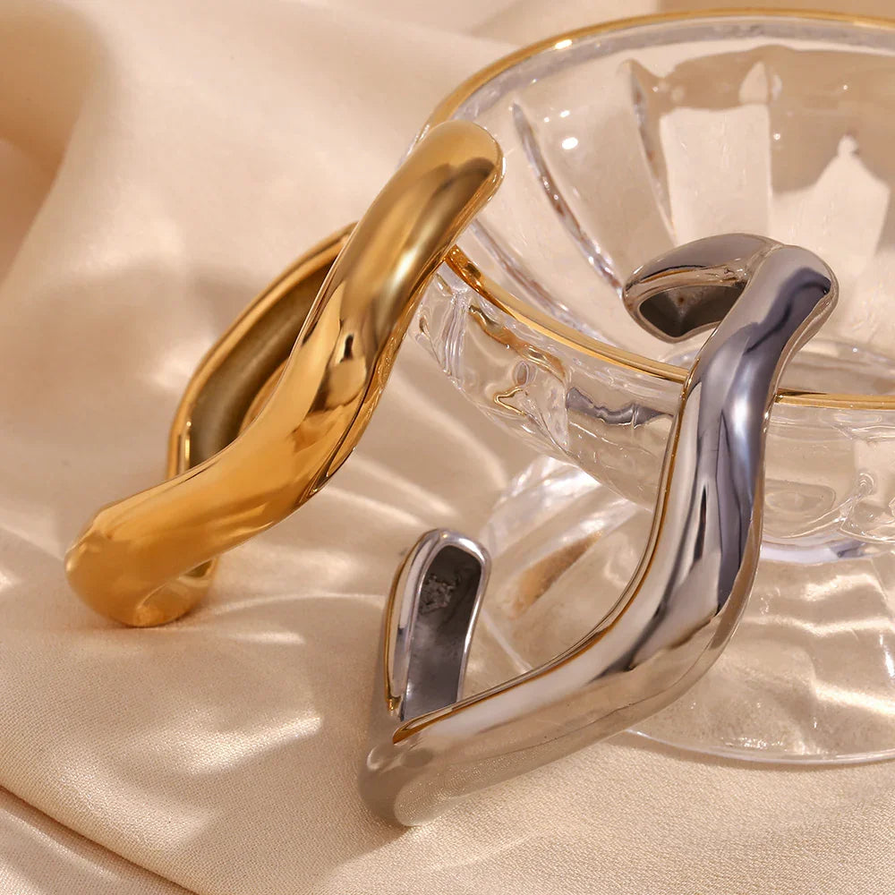 [Royal Vicky]Zaria Asymmetrical Gold Bangle