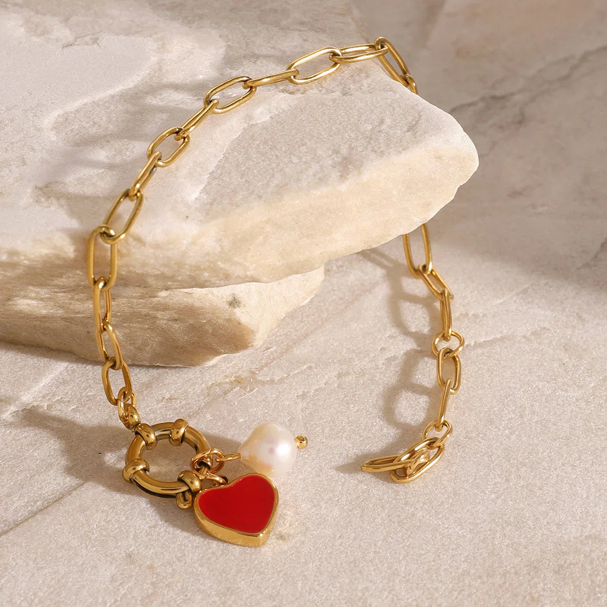 [Royal Vicky]Nerissa Heart Chain Pearl Bracelet