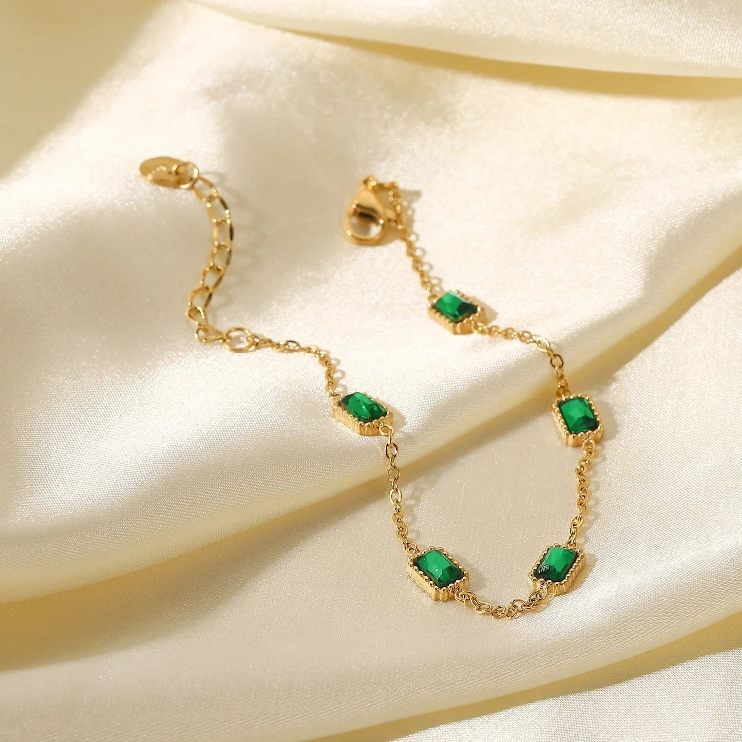 [Royal Vicky]Erin Green Bracelet