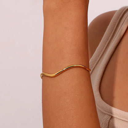 [Royal Vicky]Lucinda Gold Bangle