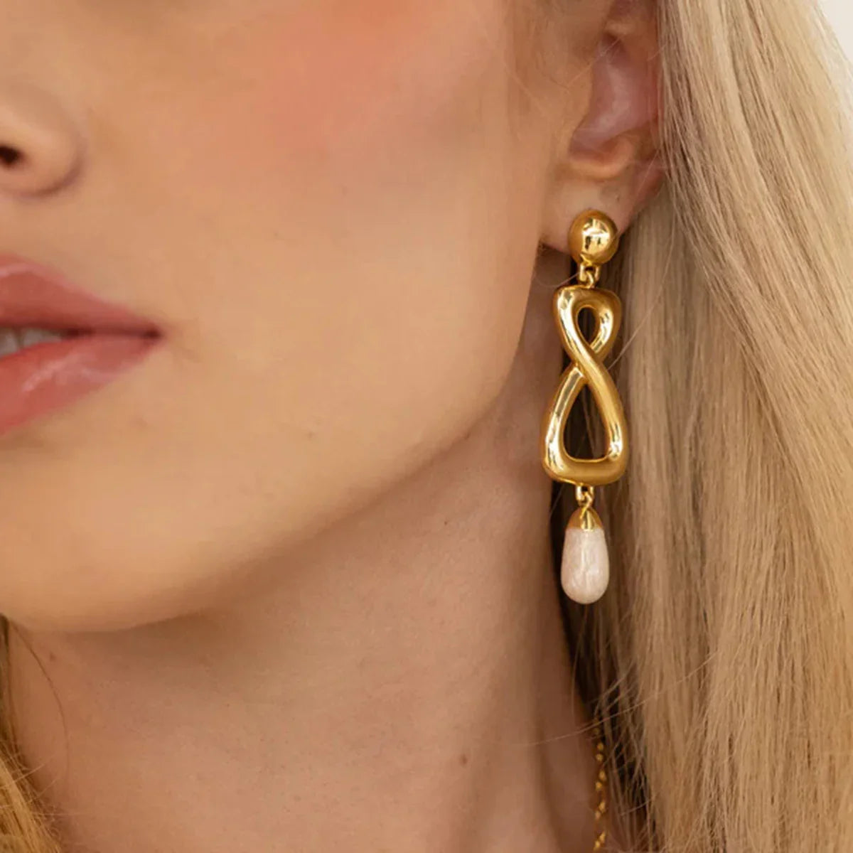 [Royal Vicky]Kaylee Freshwater Pearl Earrings