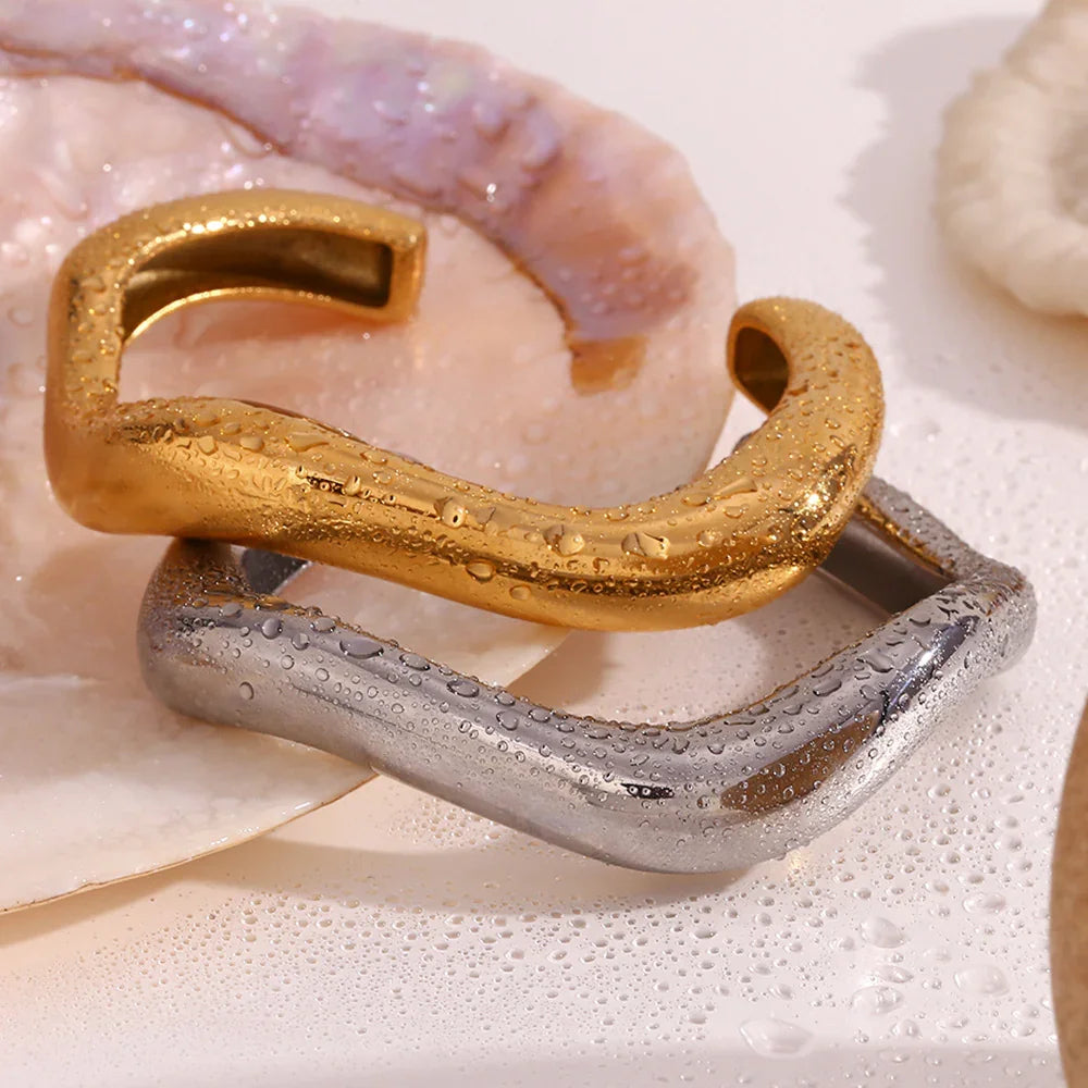 [Royal Vicky]Zaria Asymmetrical Gold Bangle