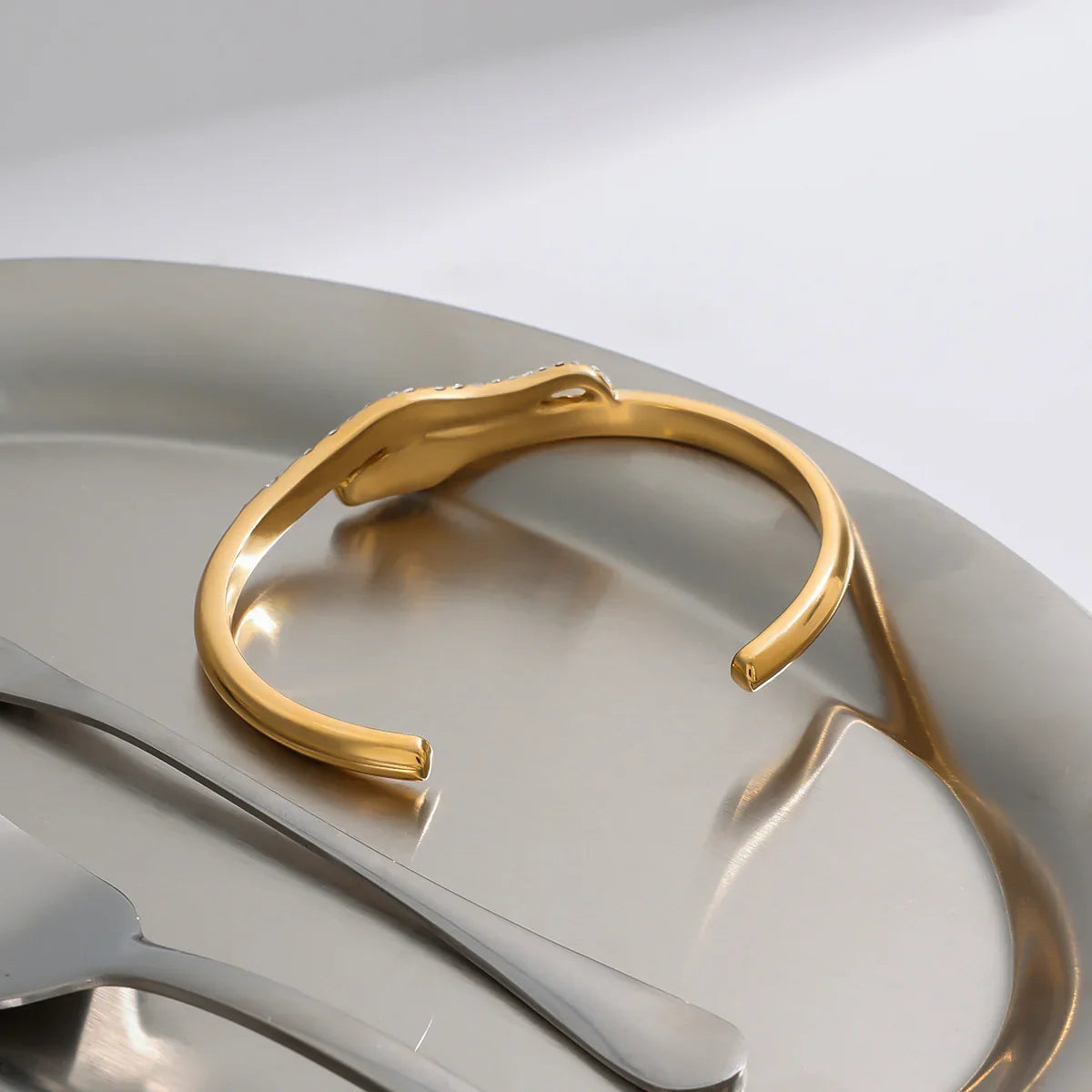 [Royal Vicky]Rosalee Serpentine Diamond Bangle