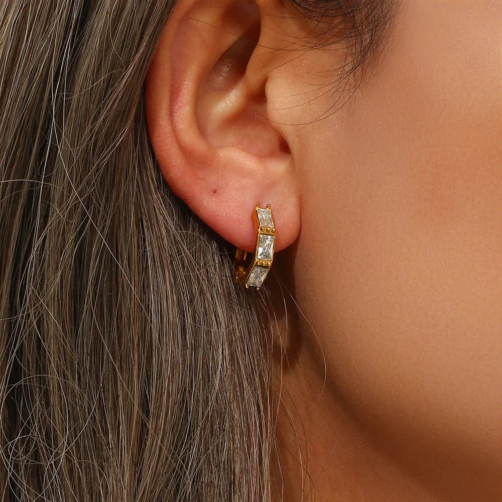[Royal Vicky]Elira Diamond Earrings