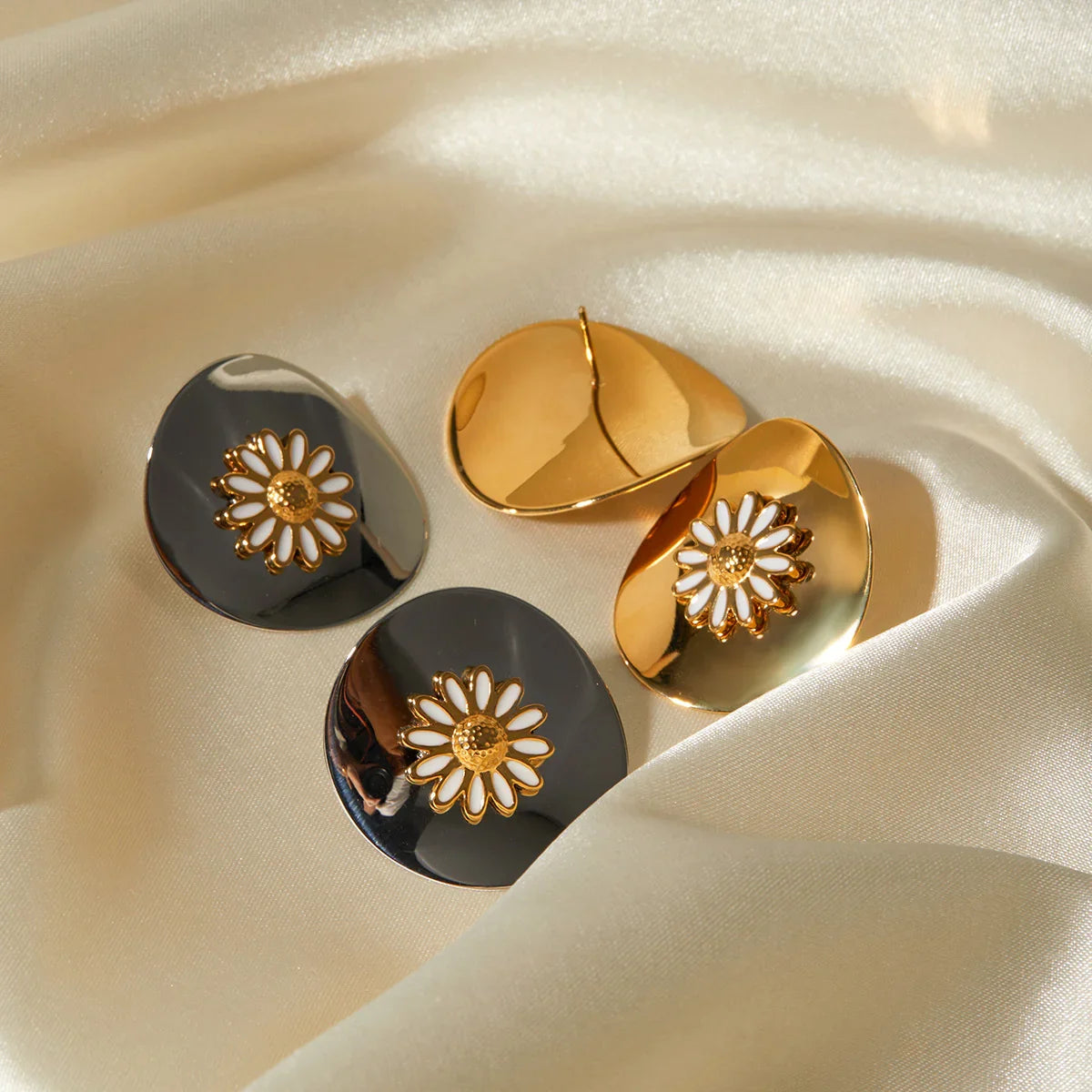 [Royal Vicky]Georgiana Gold Earrings